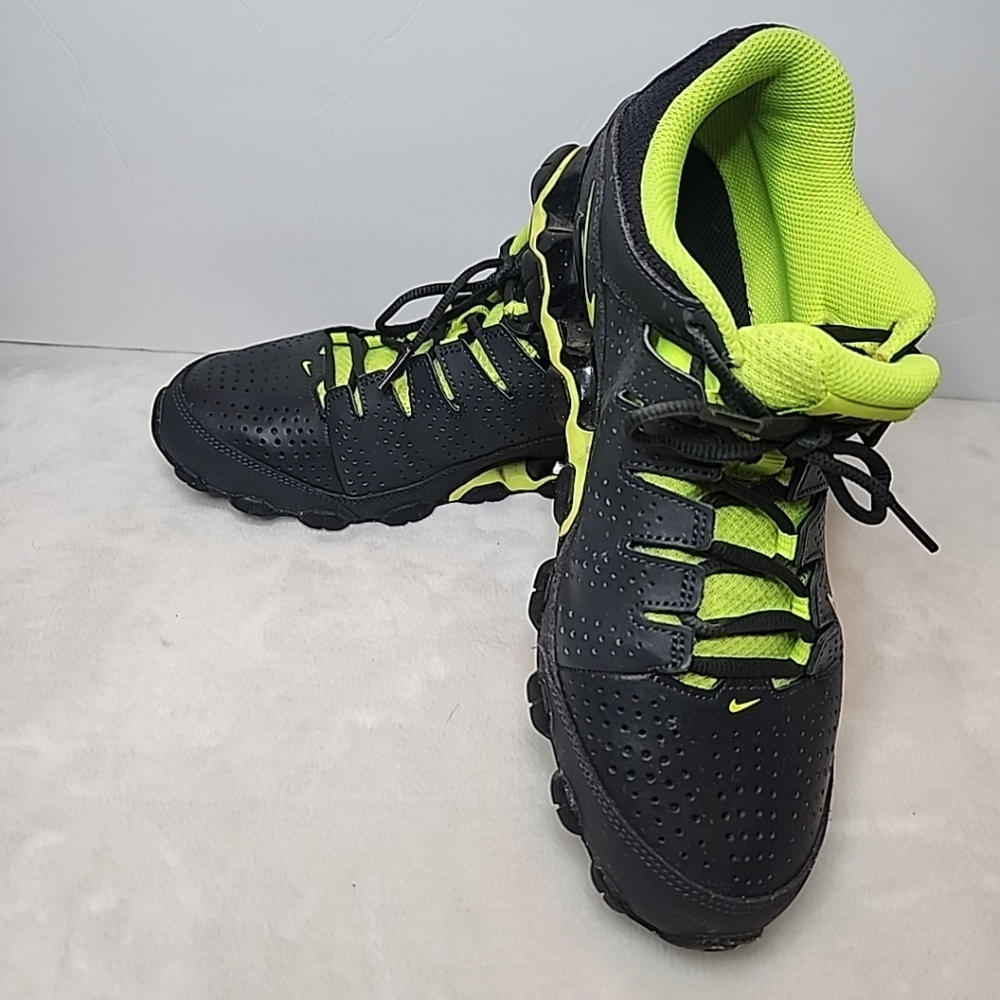 Nike Reax 8 TR Training Shoes Men's 8 Anthracite Black-Volt 616272-036 - Picture 2 of 10